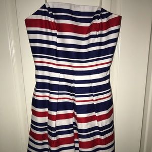 Worn once, vineyard vines strapless dress